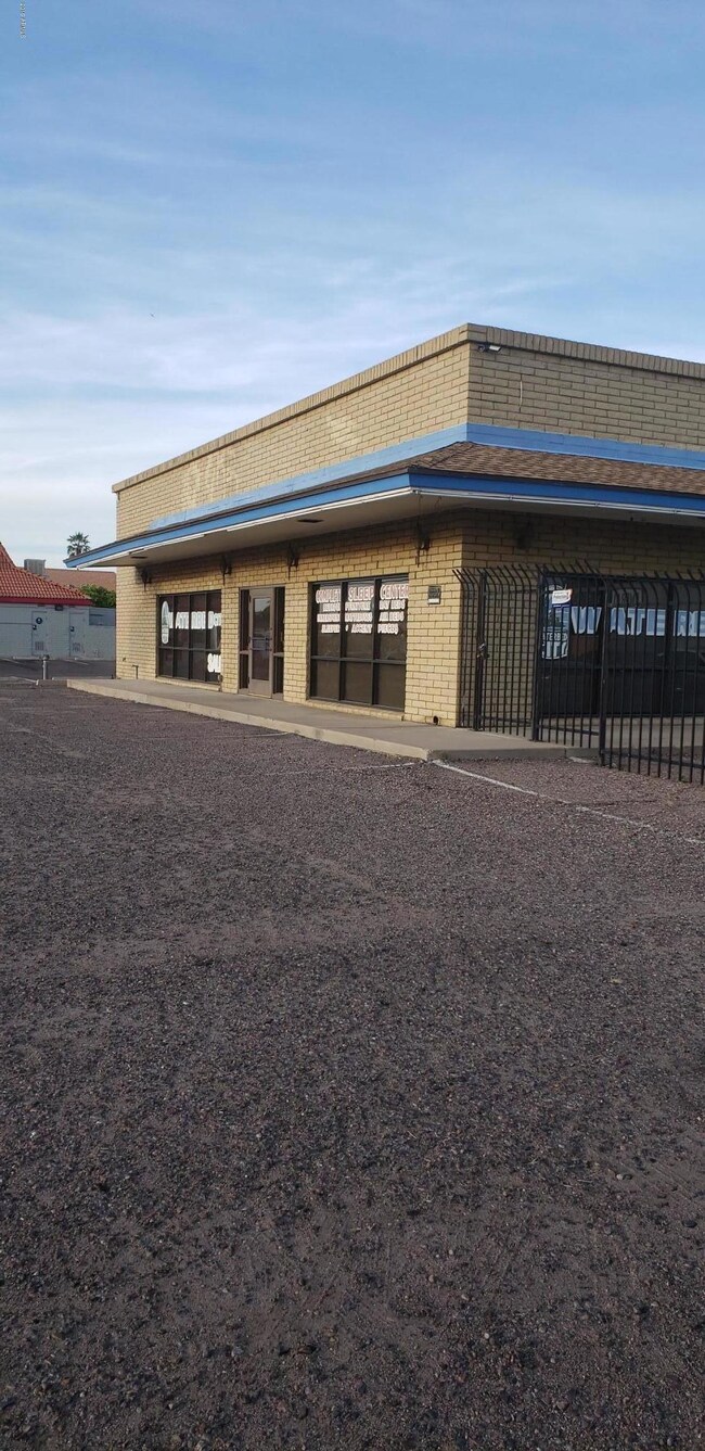 9015 N 43rd Ave, Phoenix, AZ 85051 - photo 3