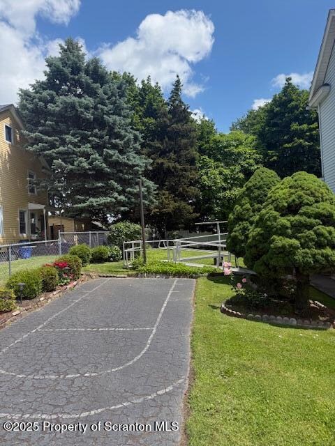 554 Back St unit 556, Scranton, PA 18504 - photo 2