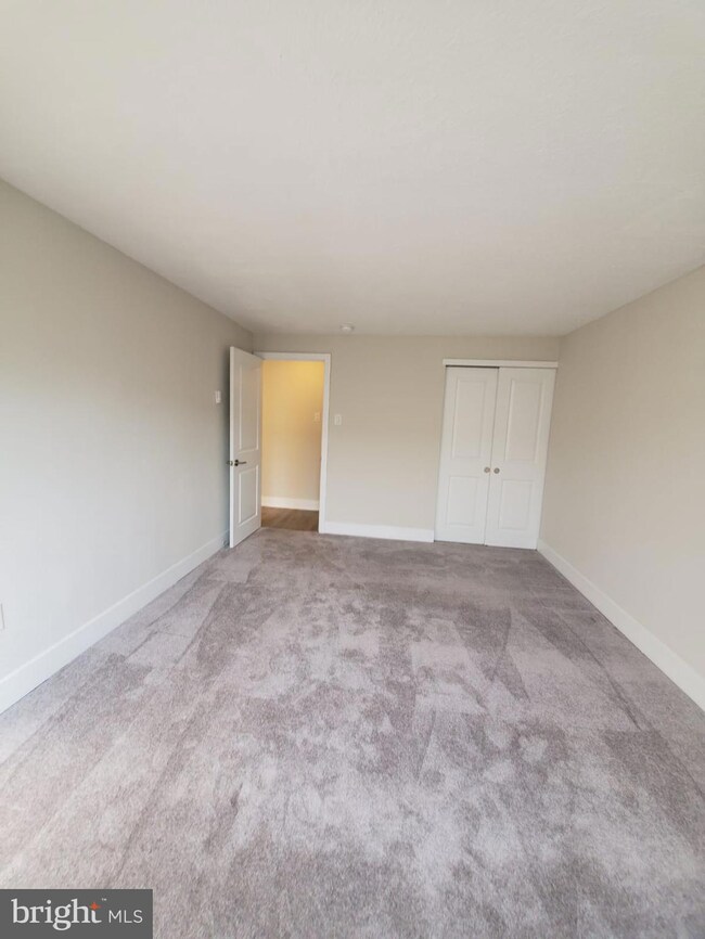 104 W North Ln unit B7, Conshohocken, PA 19428 - photo 6