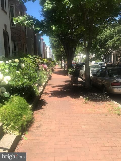 122 Bates St NW unit 2, Washington, DC 20001 - photo 2