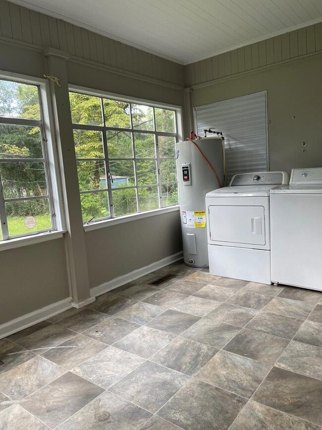 1503 W 4th Ave, Albany, GA 31707 - photo 6