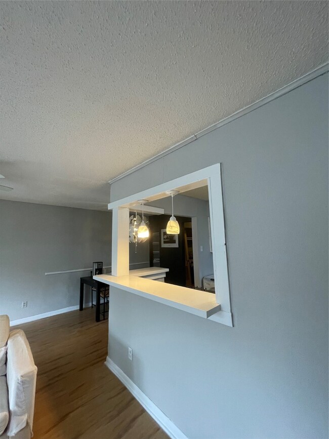 2513 Driscoll St unit 2, Houston, TX 77019 - photo 5