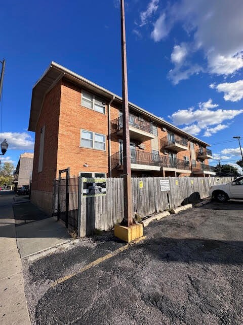 unlisted-address, Chicago, IL 60629 - photo 2