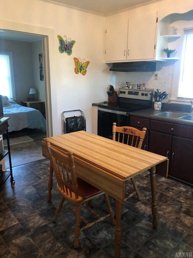 Kitchen/Dining