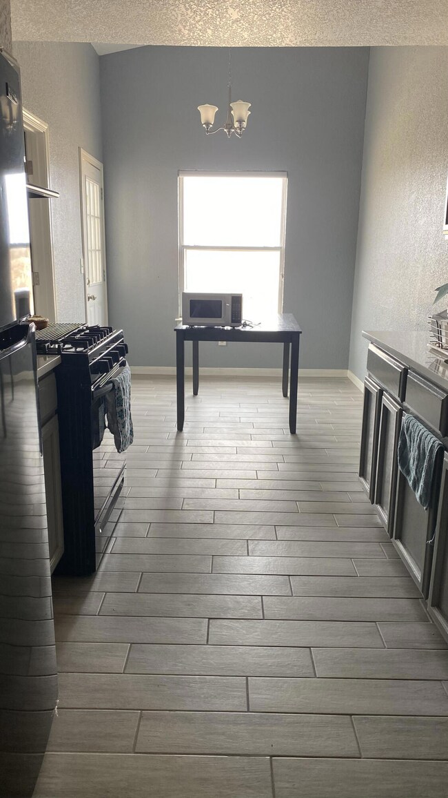 617 Orchid Dr, Horizon City, TX 79928 - photo 2