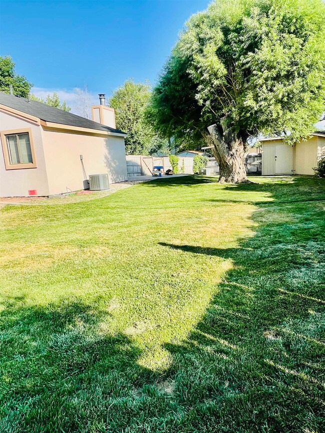 581 Eastbrook St, Grand Junction, CO 81504 - photo 5