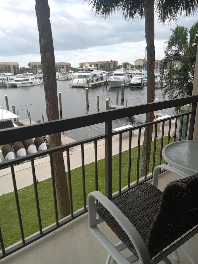2601 Marina Isle Way unit 2050, Jupiter, FL 33477 - photo 3