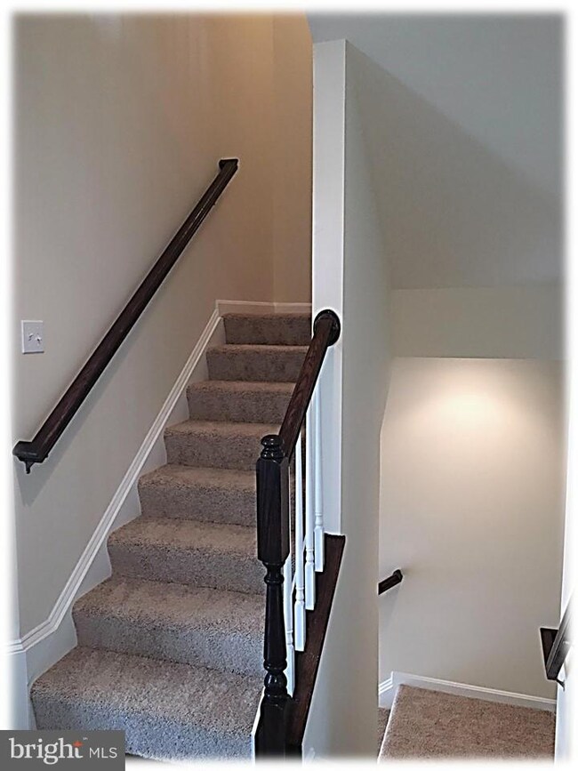 9031 Endicott Place, Lorton, VA 22079 - photo 4