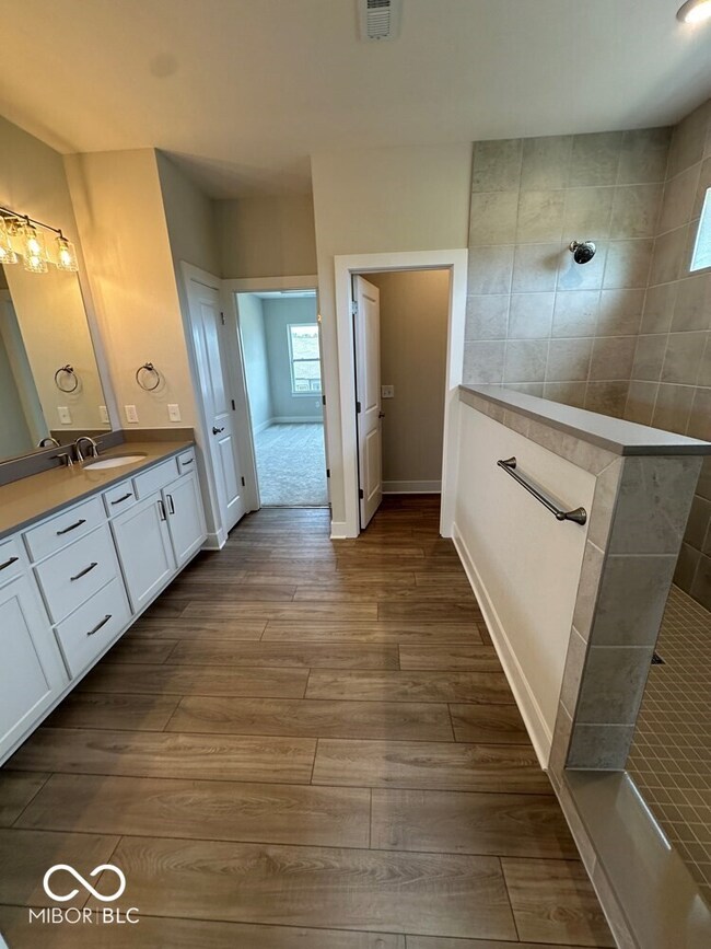 15790 Scarteen Rd, Fishers, IN 46037 - photo 5