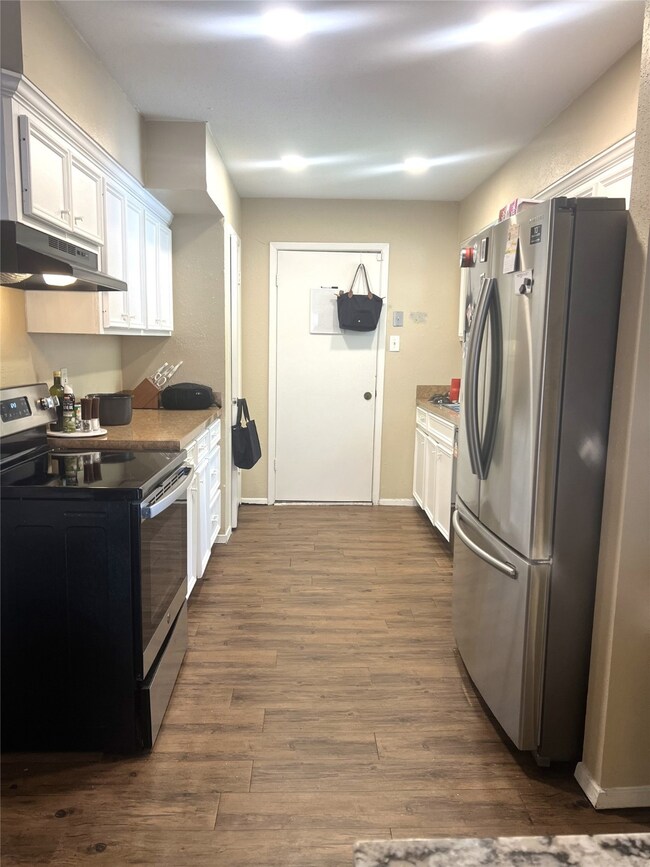 3910 Sardis Ln, Houston, TX 77088 - photo 5