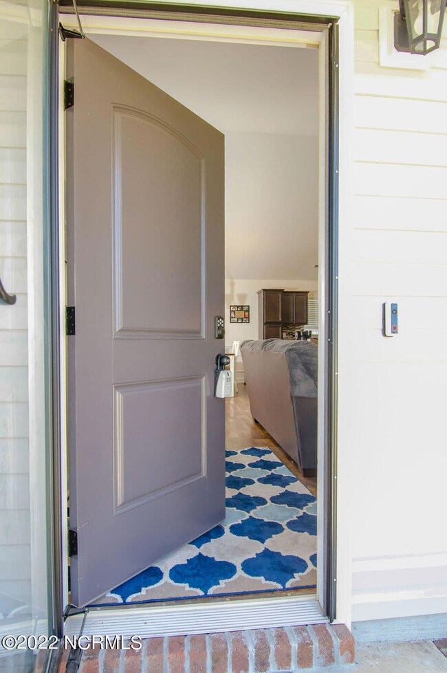 75864B8D-69ED-4546-8B1A-CB90EAF4F82E_1_1