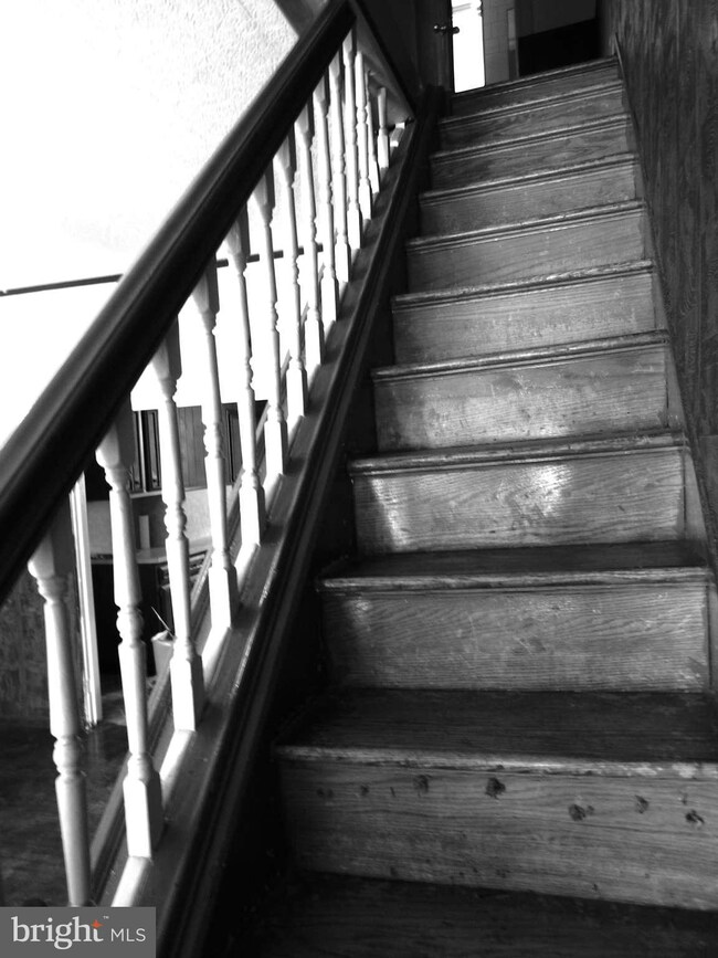 148 N Kenwood Ave, Baltimore, MD 21224 - photo 5