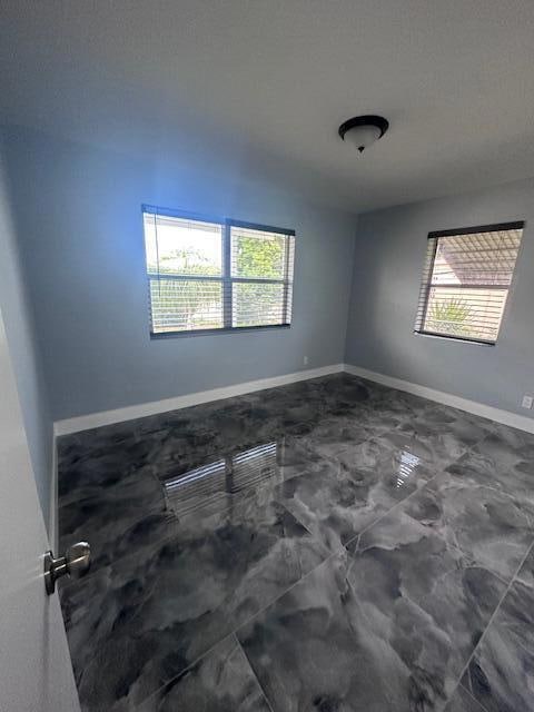 430 Barnett St, West Palm Beach, FL 33405 - photo 6