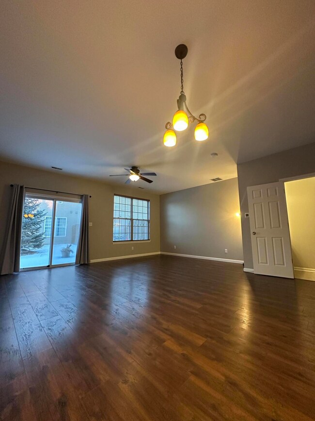 847 Flagstone Dr, Dyer, IN 46311 - photo 6