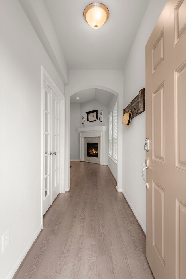 18710 Legend Oaks Dr, Magnolia, TX 77355 - photo 5