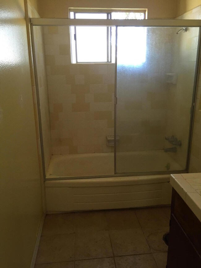 3242 Lawrence Rd, Redding, CA 96002 - photo 7