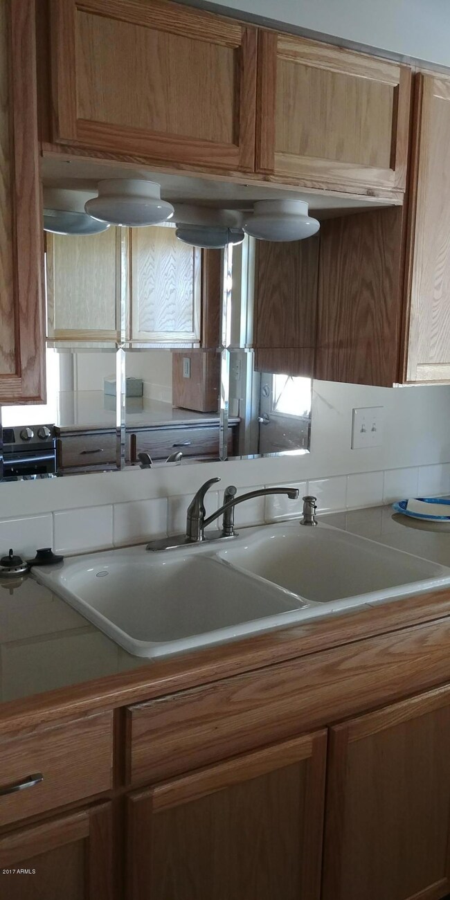 1053 E 7th Dr, Mesa, AZ 85204 - photo 6