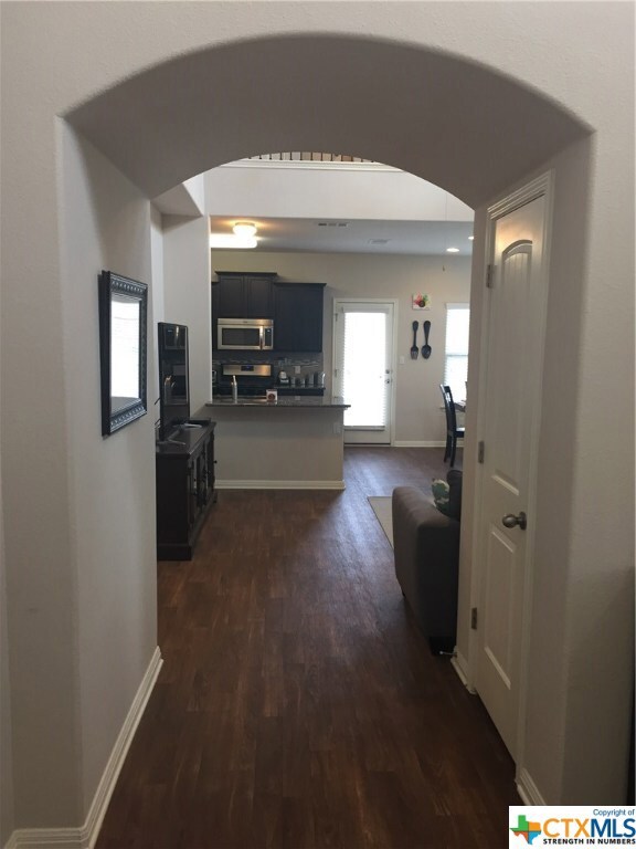 137 Fort Griffin Dr, San Marcos, TX 78666 - photo 3