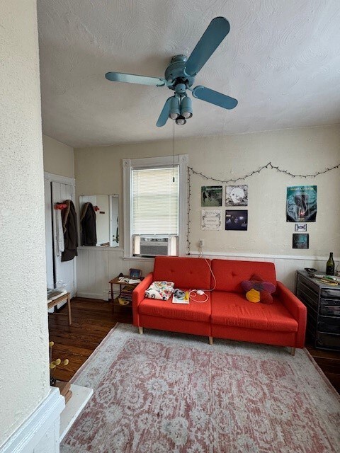 199 Wickenden St unit 2 R, Providence, RI 02903 - photo 4