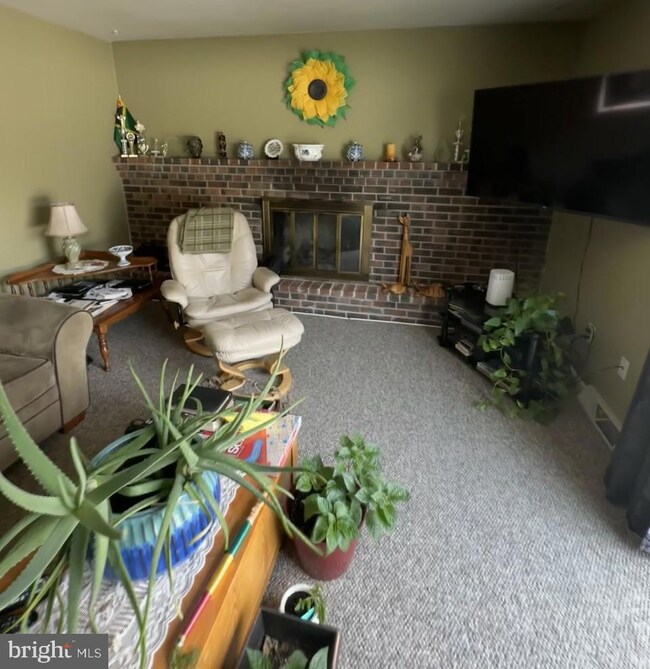 2572 Stinson Ln, Norristown, PA 19403 - photo 7