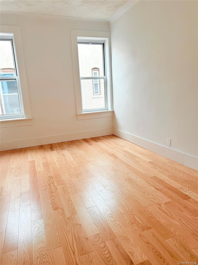 135 Sheridan Ave, Brooklyn, NY 11208 - photo 7