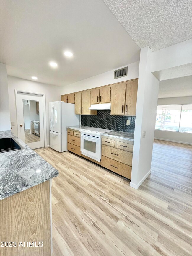 C27CCCAB-A97A-4685-937F-B9E561EB0FC9