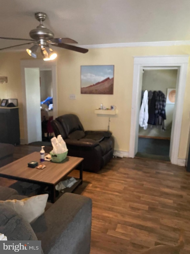 912 Edmonds Ave, Drexel Hill, PA 19026 - photo 4