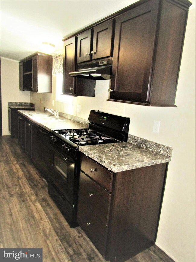 247 Edward Ln, Lothian, MD 20711 - photo 3