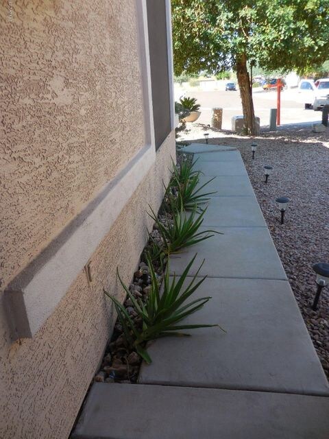 Inviting walkway