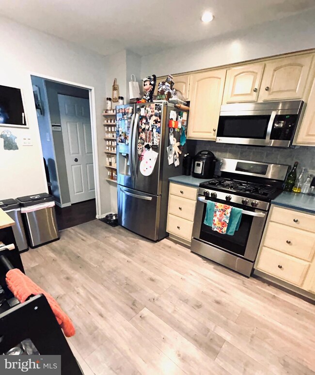 22 Eaton Cir, Clementon, NJ 08021 - photo 6