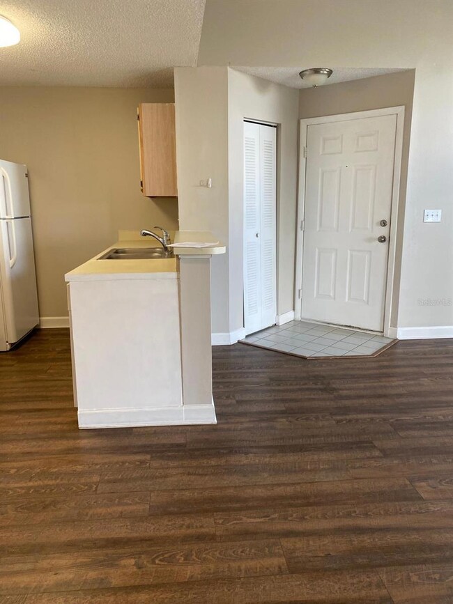 2569 Grassy Point Dr unit 313, Lake Mary, FL 32746 - photo 5