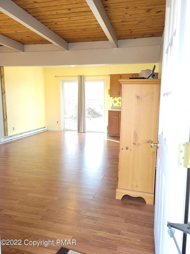 132 Rodeo Dr, Lords Valley, PA 18428 - photo 3