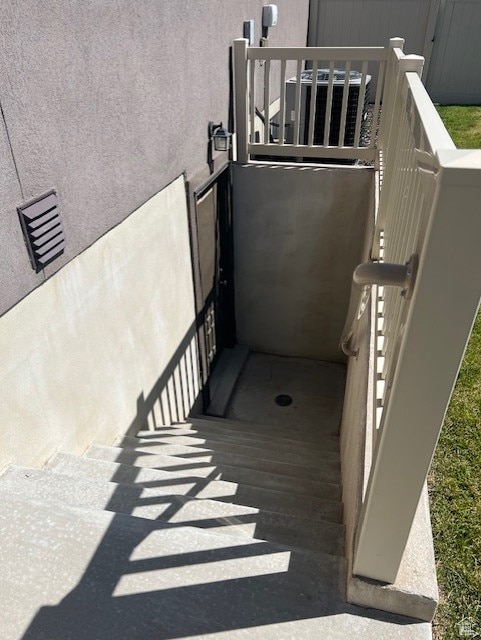 649 E 5650 S, Washington Terrace, UT 84405 - photo 7