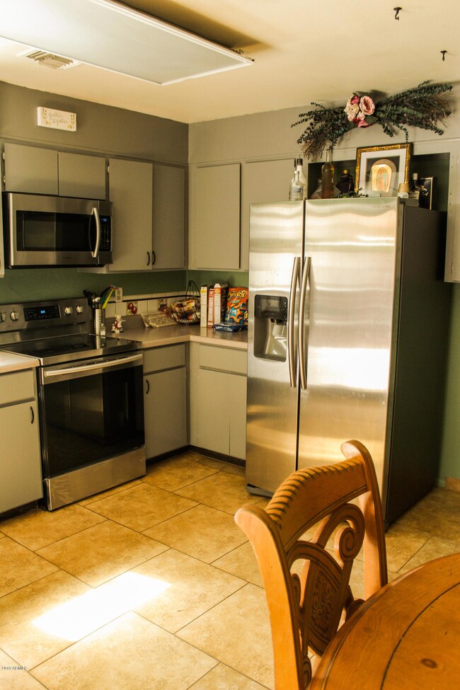 Kitchen 2