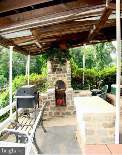 8022 Fort Smallwood Rd, Curtis Bay, MD 21226 - photo 6