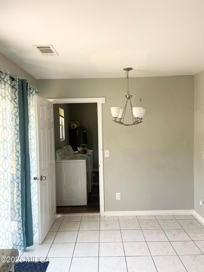 2444 Rocky Creek Rd, Macon, GA 31206 - photo 4