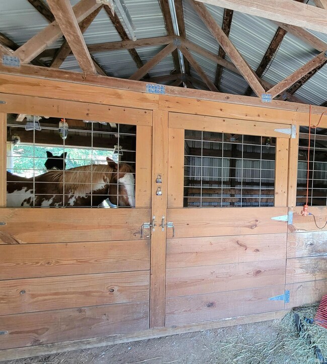 18822 N State Road 1, Spencerville, IN 46788 - photo 4