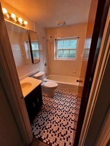 11 Cass St unit 1, Boston, MA 02132 - photo 3