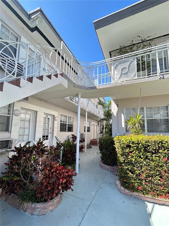 Entrance to apartments