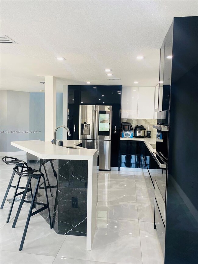 16468 SW 48th Terrace, Miami, FL 33185 - photo 6