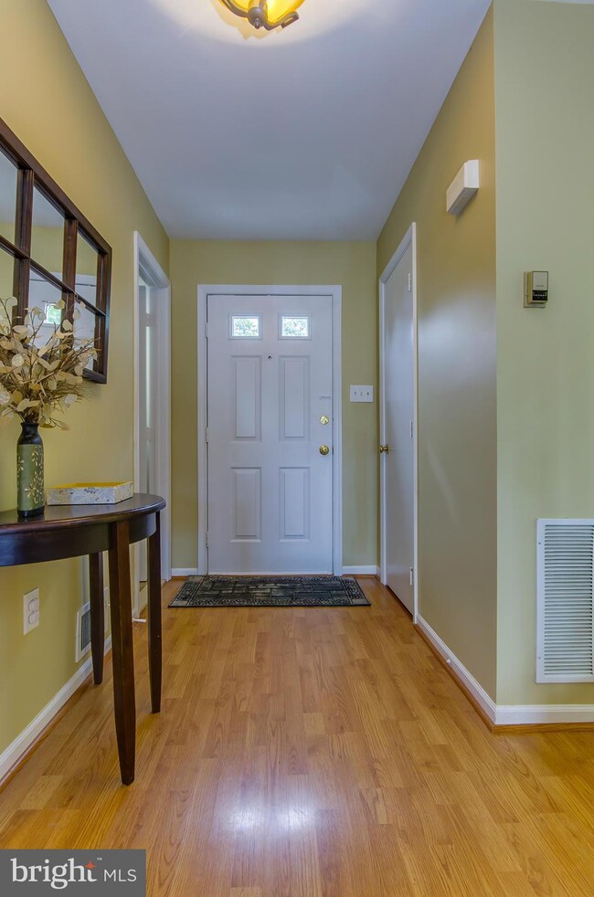 12517 Eagle View Way, Germantown, MD 20876 - photo 6