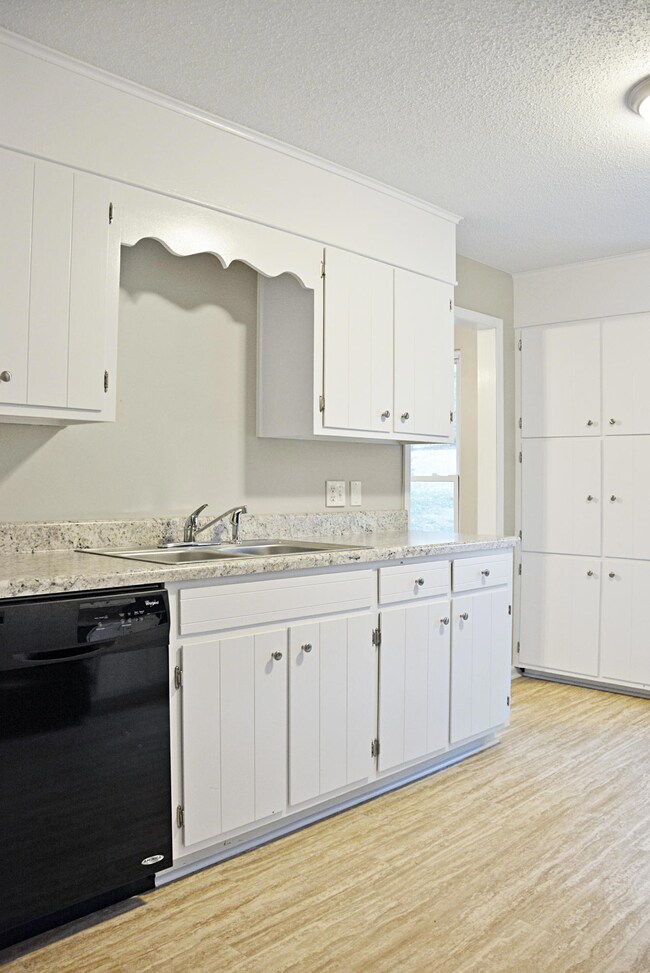 2707/2709 Pine Dr NE, Cleveland, TN 37312 - photo 6