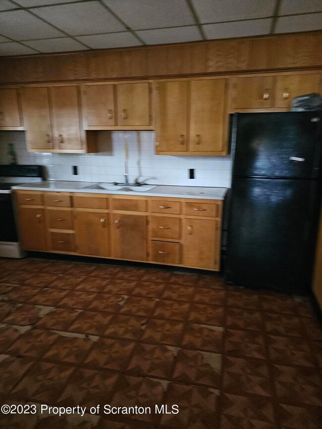 1326 Jackson St, Scranton, PA 18504 - photo 7