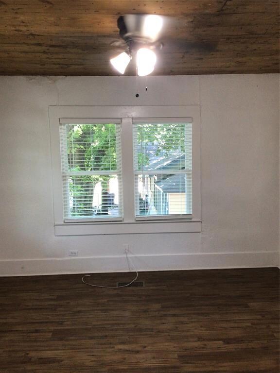 913 W Crawford St, Denison, TX 75020 - photo 4