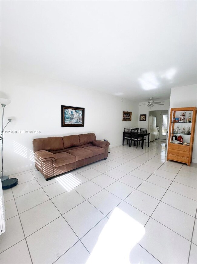 6895 Byron Ave unit 207, Miami Beach, FL 33141 - photo 7