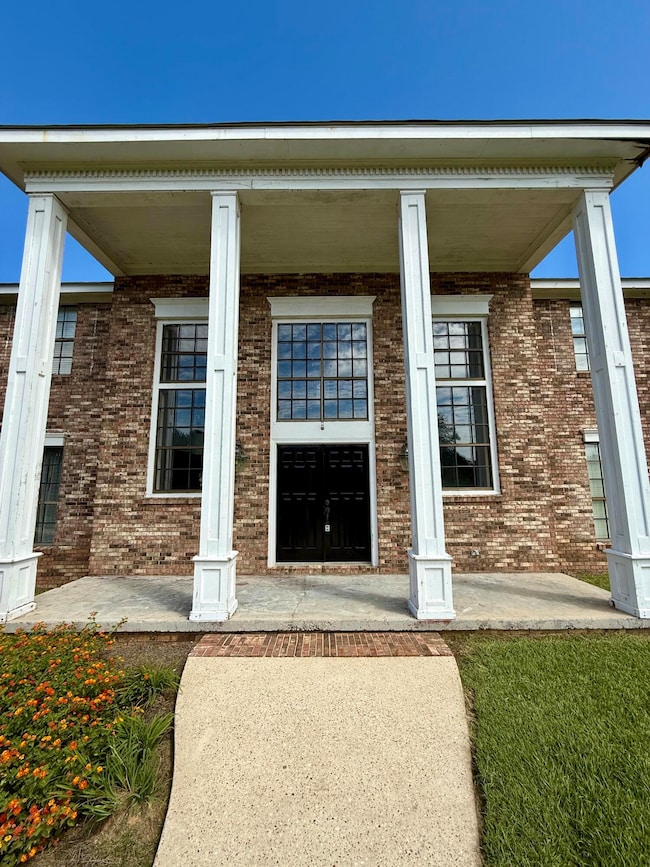 405 Lillis Rd, Columbia, MS 39429 - photo 2