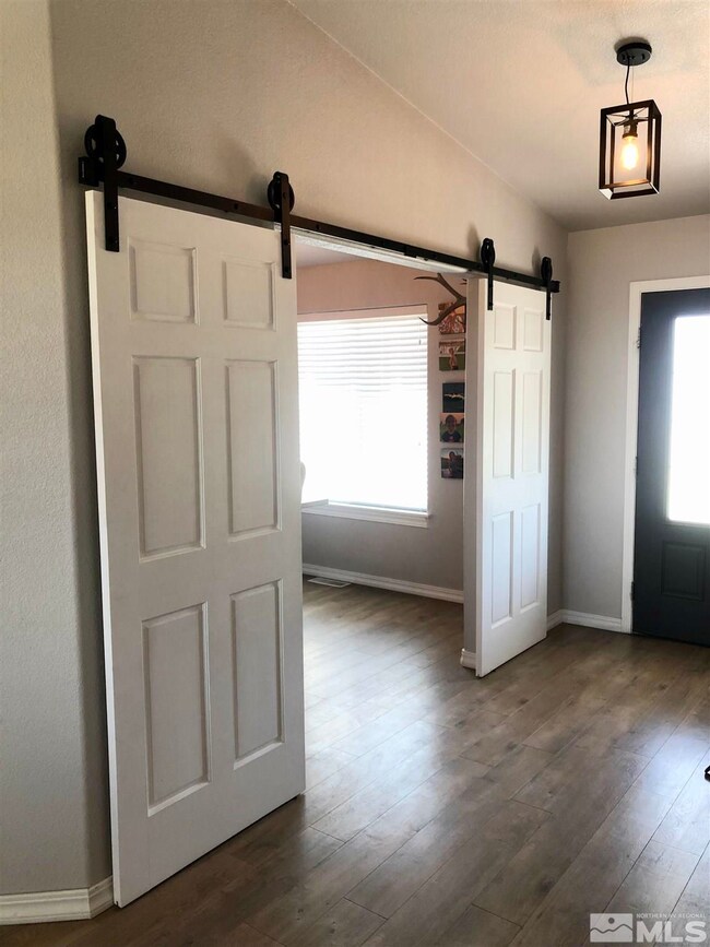 3166 Frontier St, Winnemucca, NV 89445 - photo 3