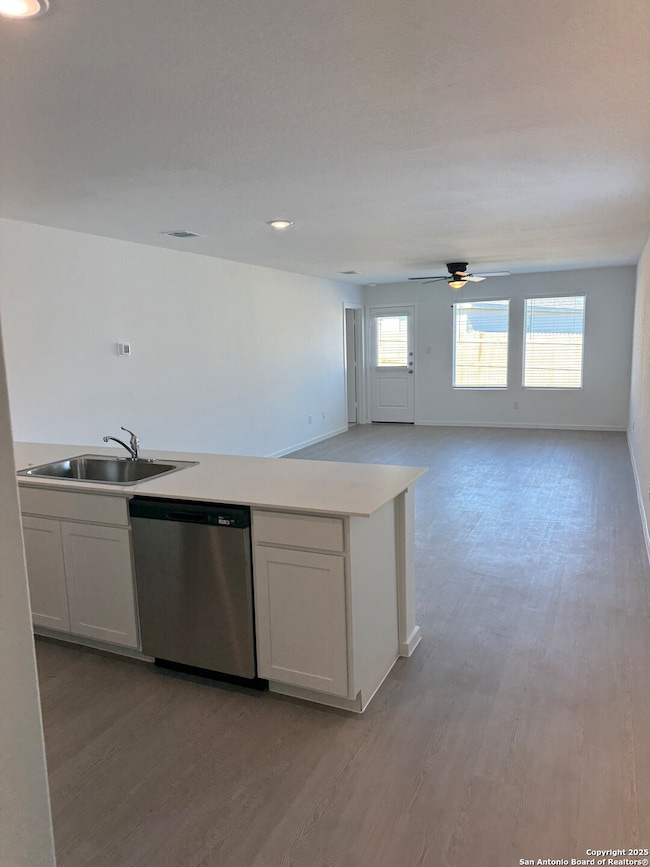 240 Ottawa Way, New Braunfels, TX 78130 - photo 6