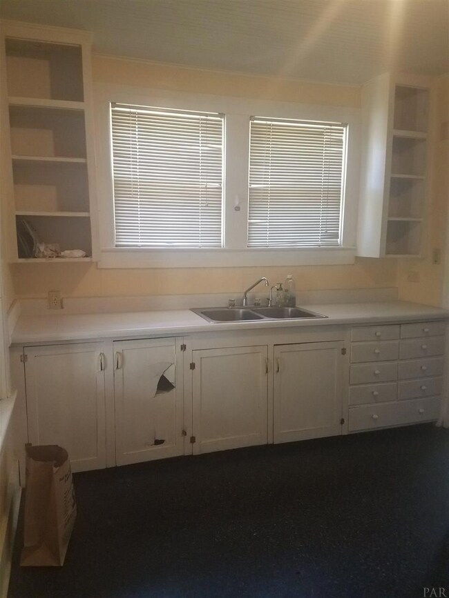 2000 W Garden St, Pensacola, FL 32502 - photo 7