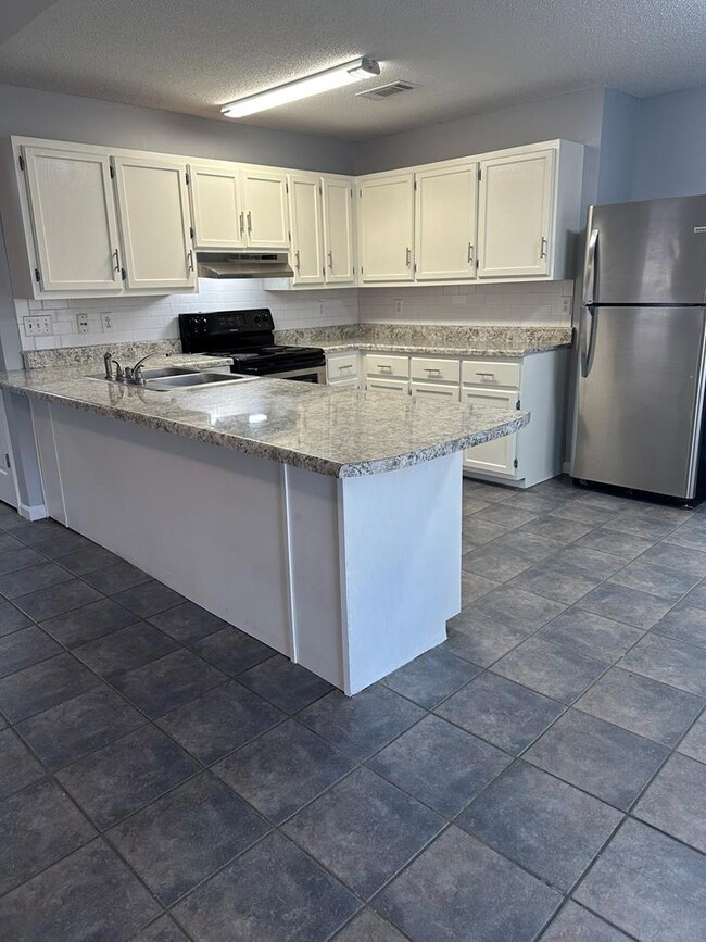 300 Creekwood Ln, Oxford, MS 38655 - photo 5